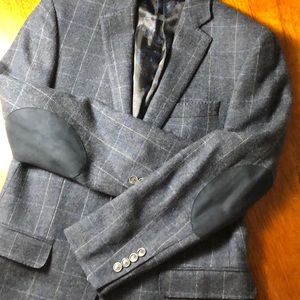 Blue wool with gray windowpane plaid
